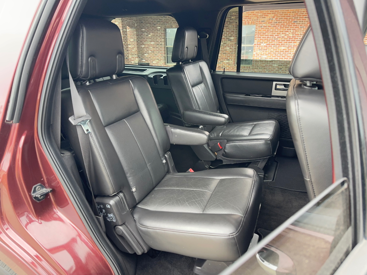 Ford Expedition Limited 2WD 2011