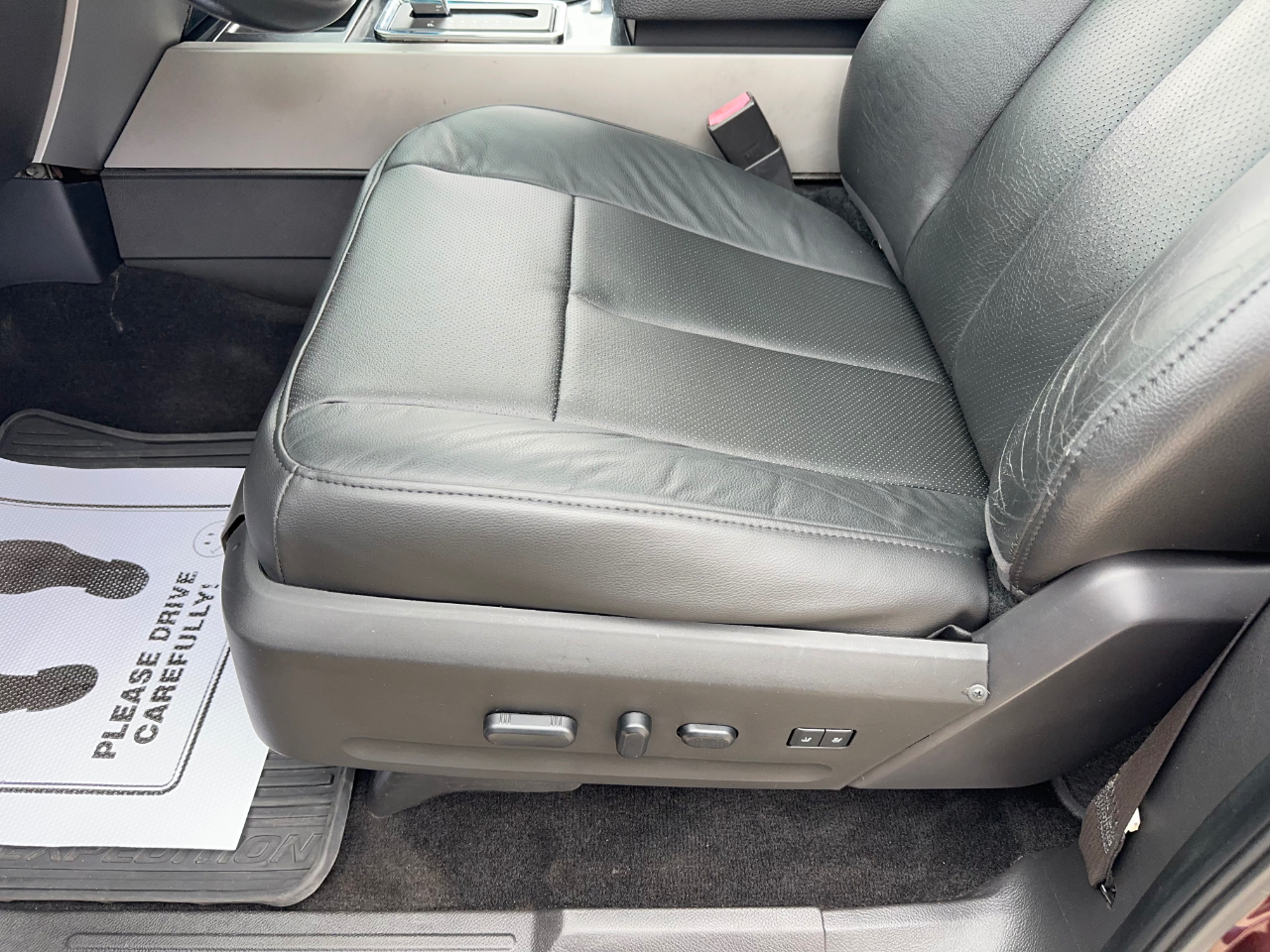 Ford Expedition Limited 2WD 2011