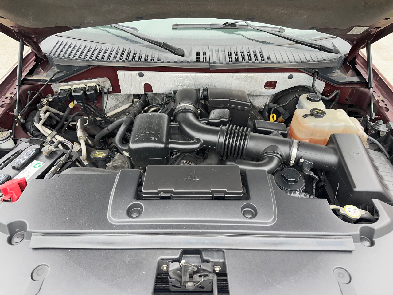 Ford Expedition Limited 2WD 2011