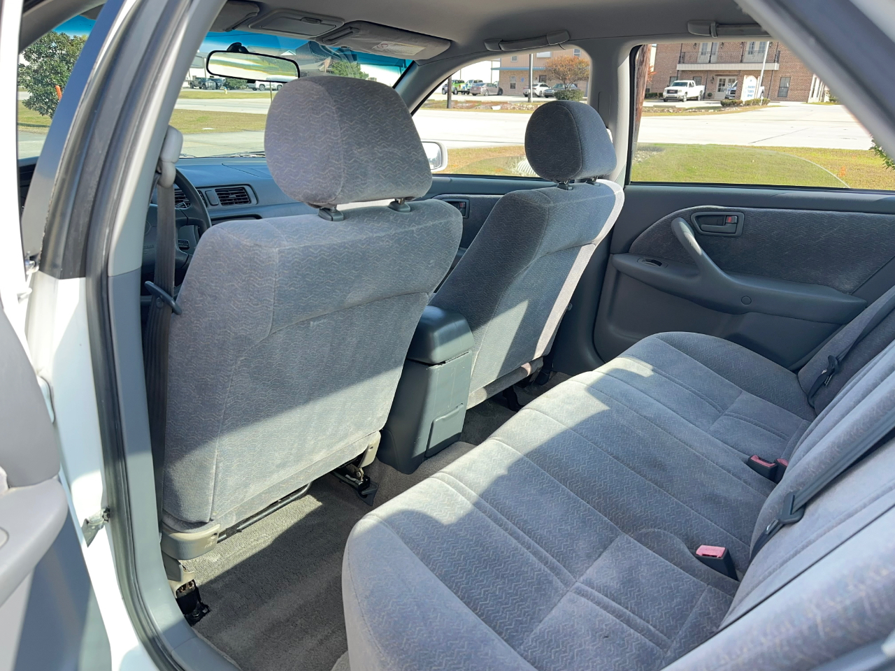 Toyota Camry LE 1998