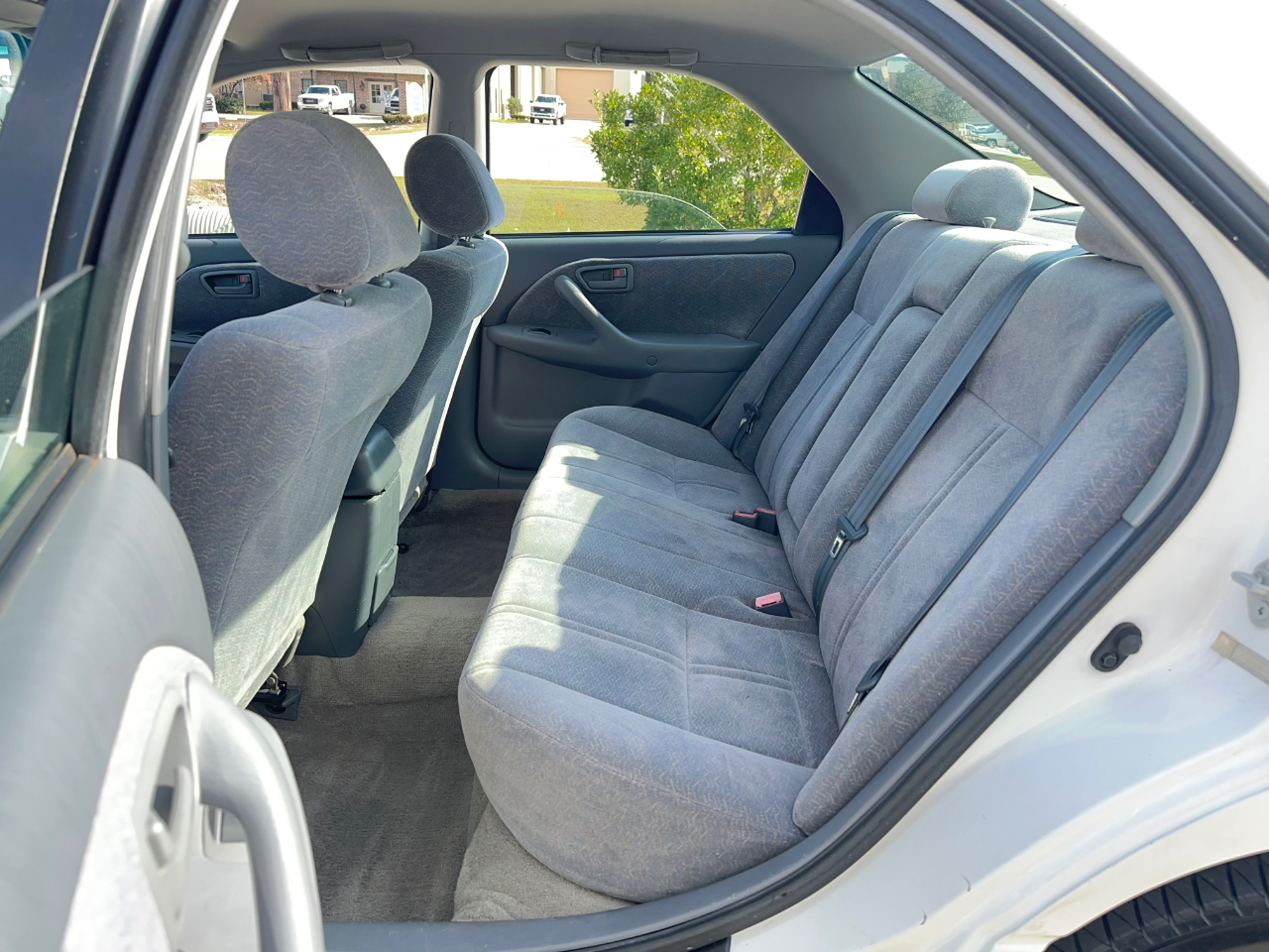 Toyota Camry LE 1998