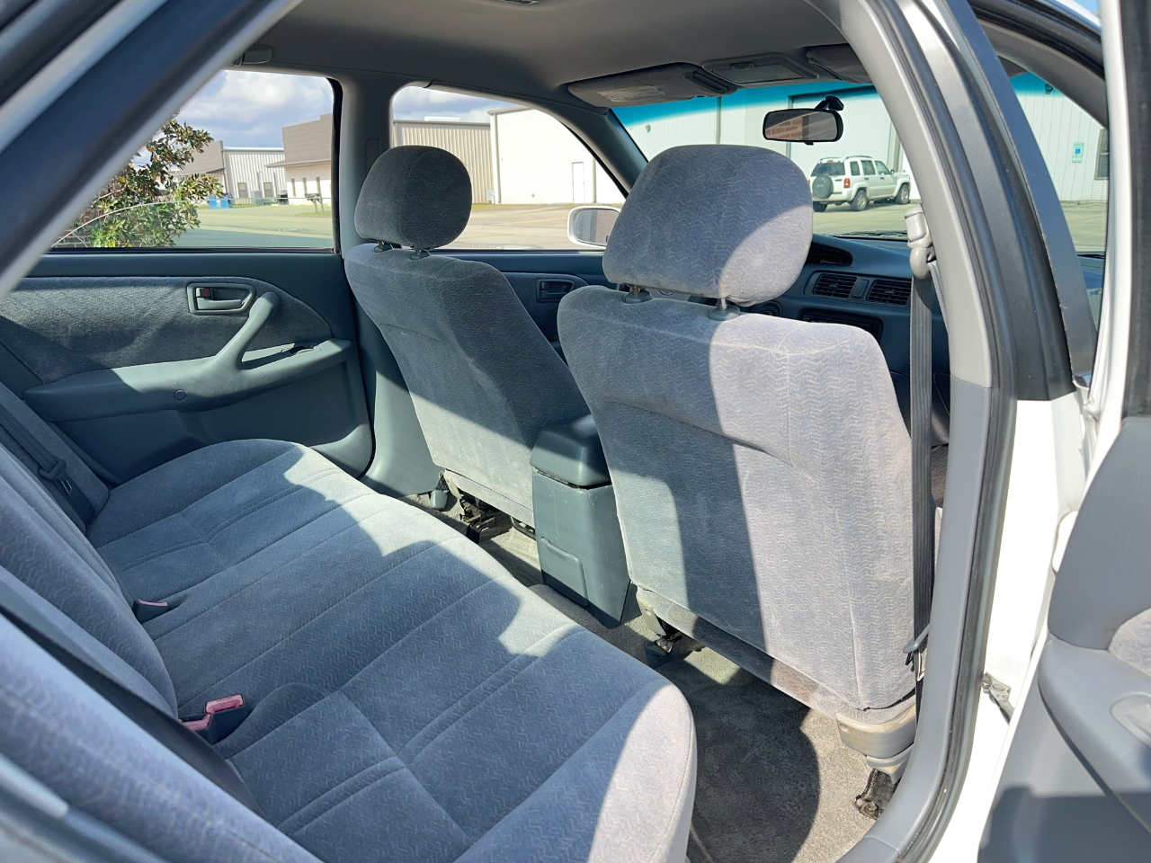 Toyota Camry LE 1998