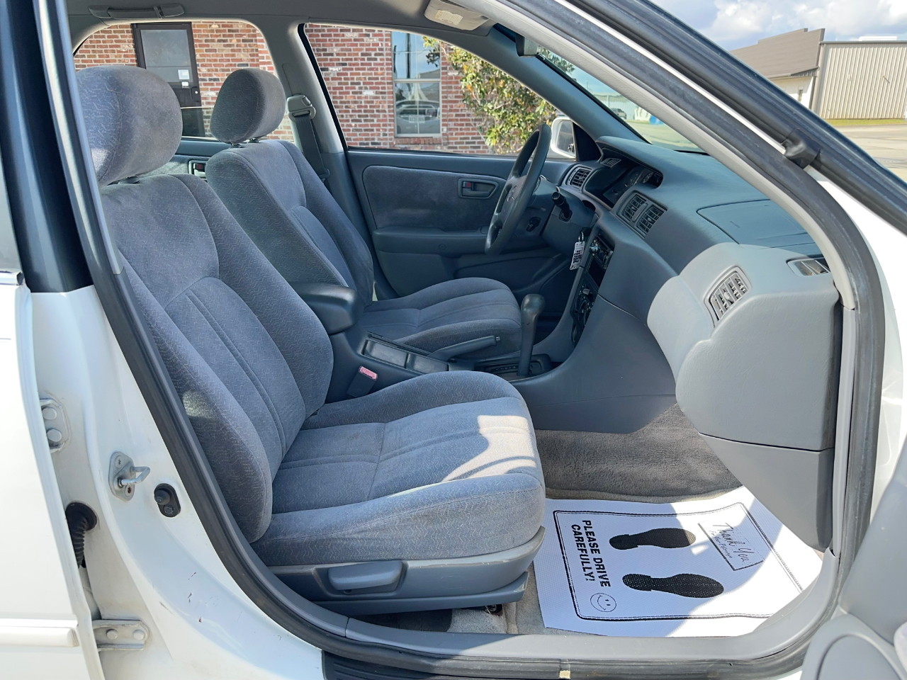 Toyota Camry LE 1998