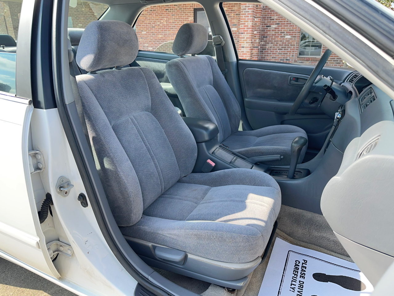 Toyota Camry LE 1998