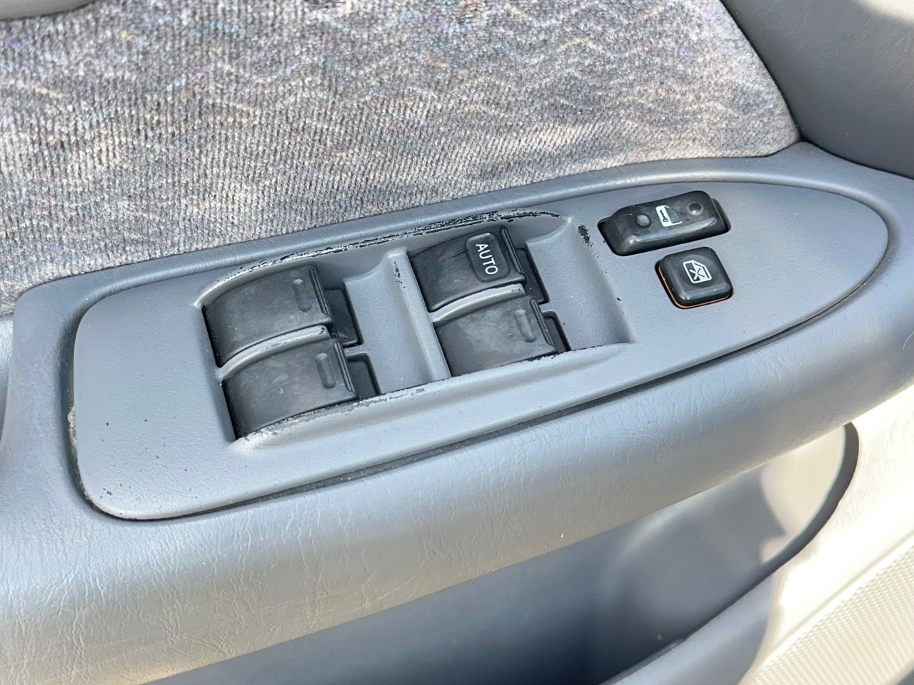 Toyota Camry LE 1998