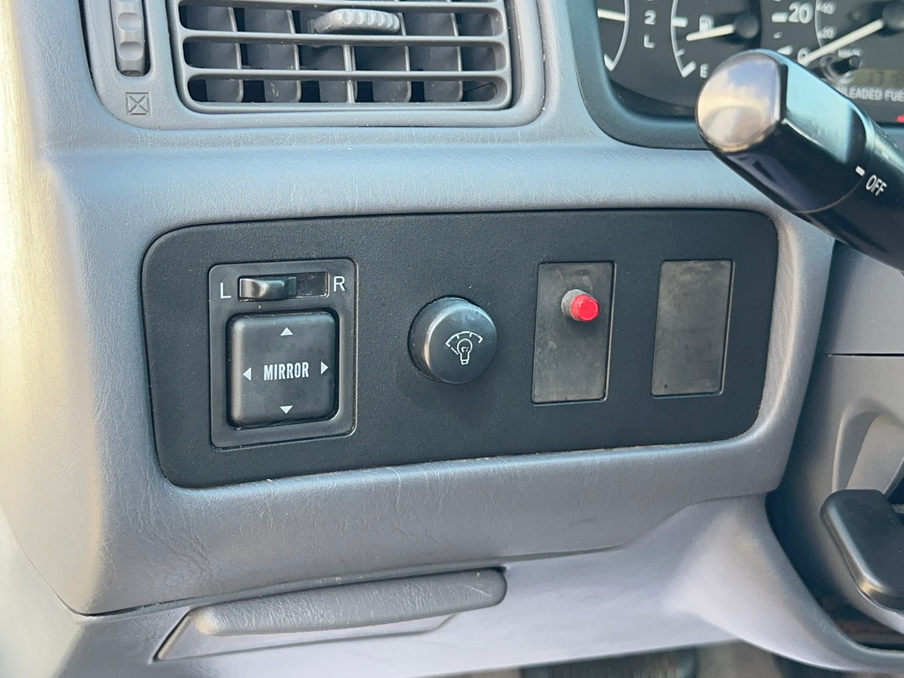 Toyota Camry LE 1998