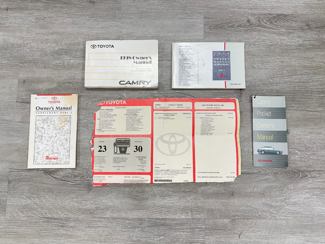 Toyota Camry LE 1998