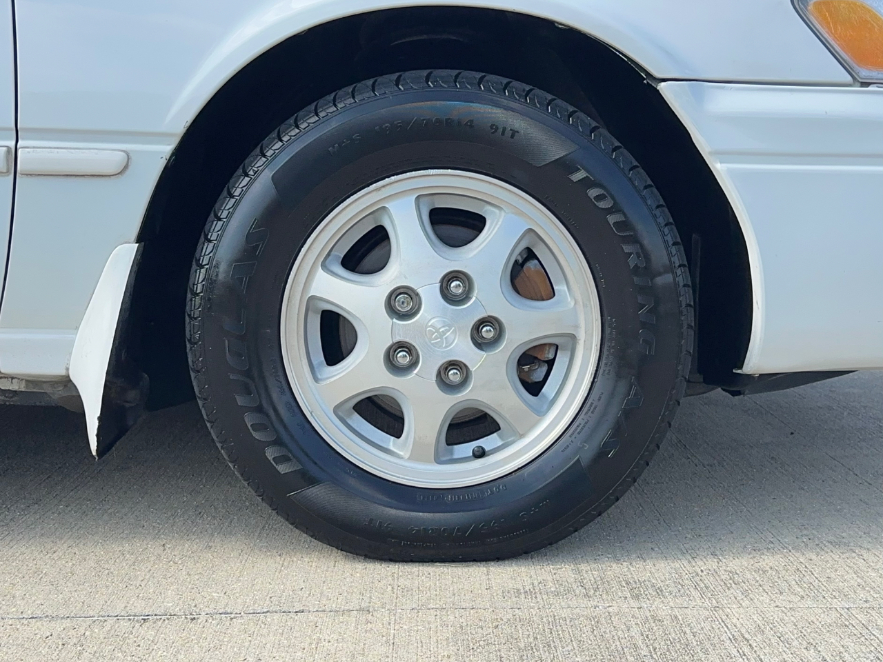 Toyota Camry LE 1998