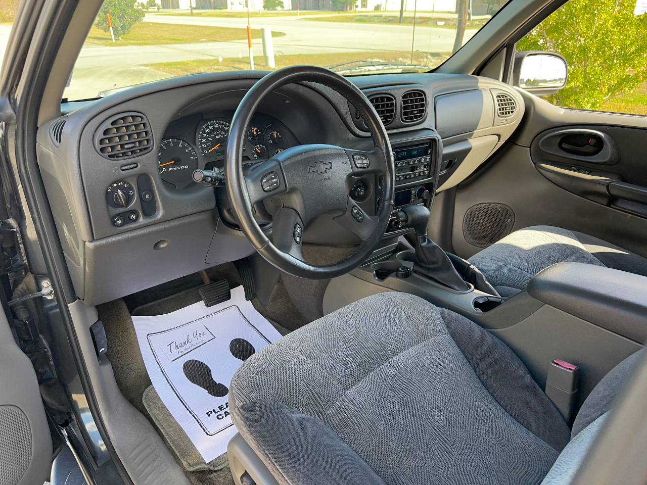 Chevrolet TrailBlazer EXT LT 2WD 2004