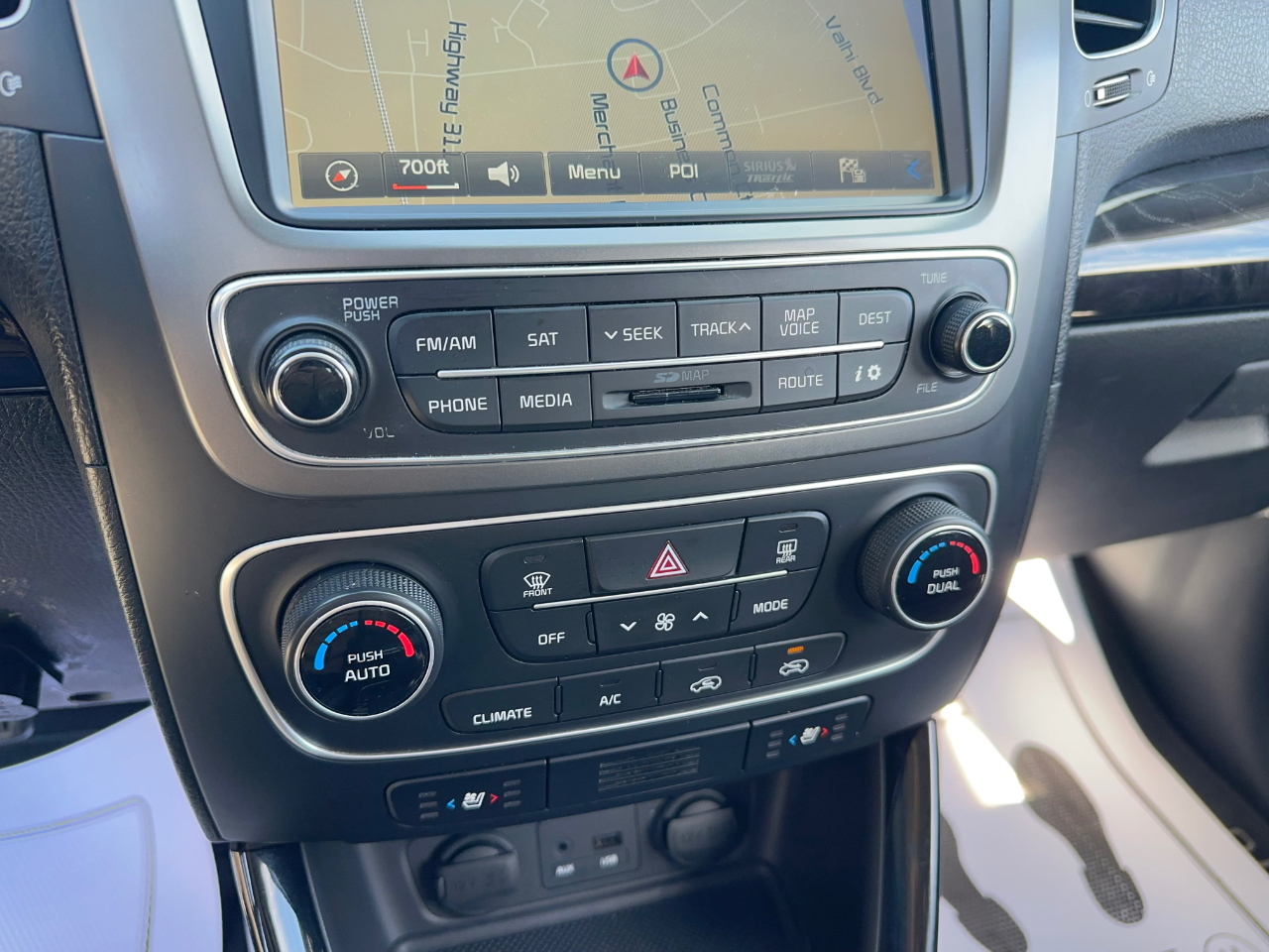 Kia Sorento EX V6 2WD 2015