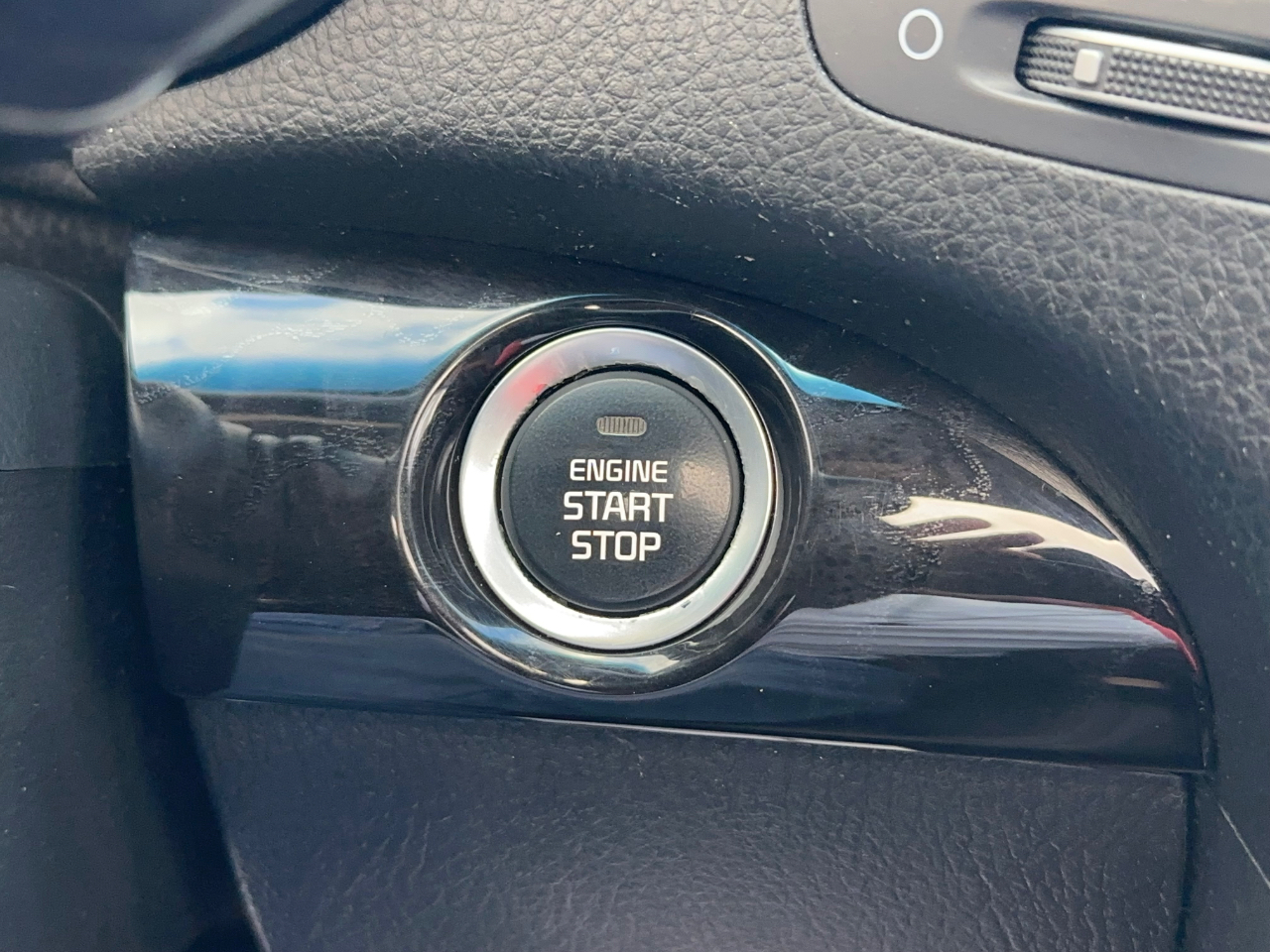 Kia Sorento EX V6 2WD 2015