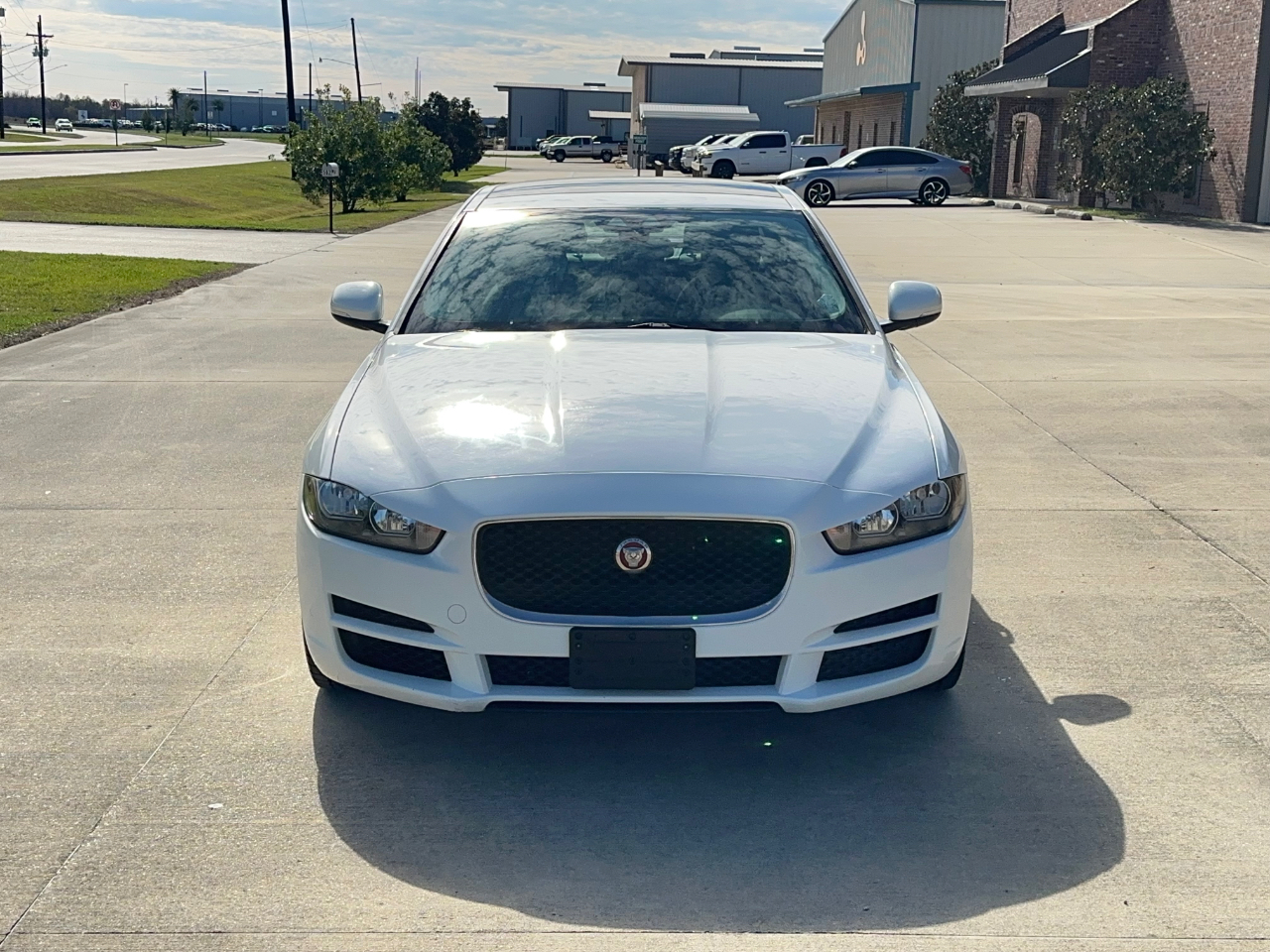 Jaguar XE 25t Premium 2018
