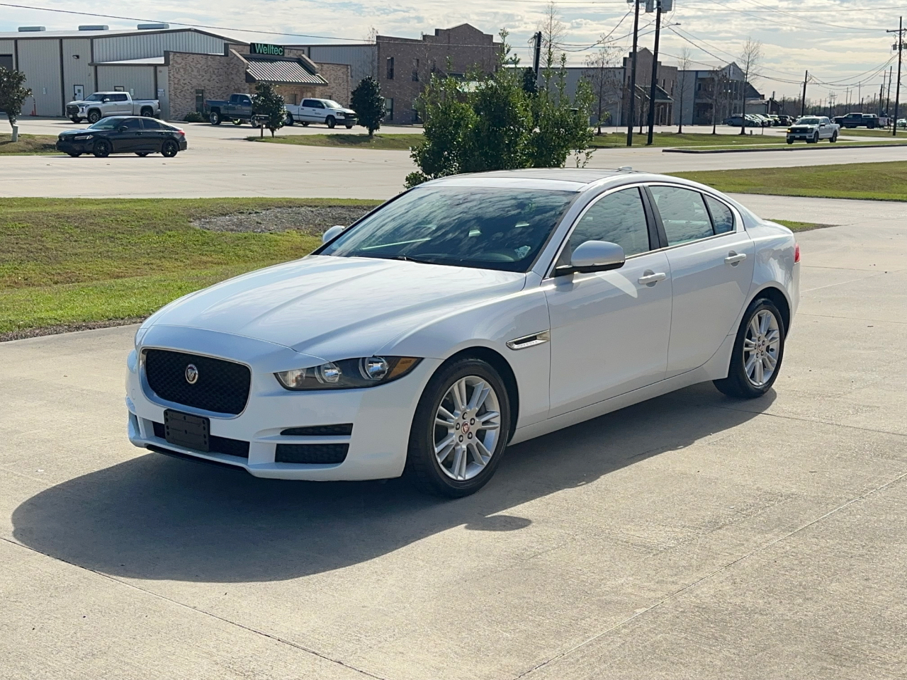 Jaguar XE 25t Premium 2018