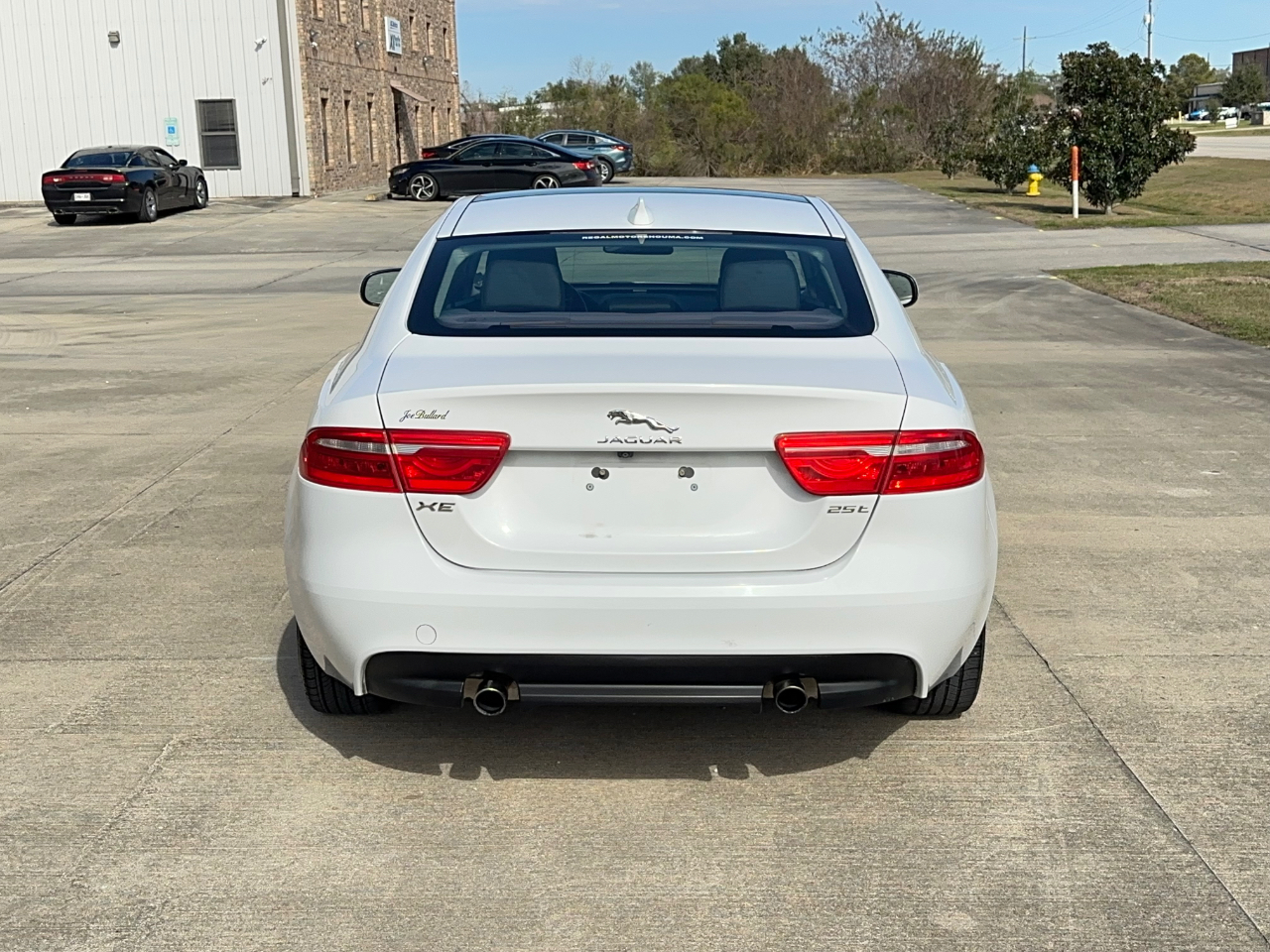 Jaguar XE 25t Premium 2018