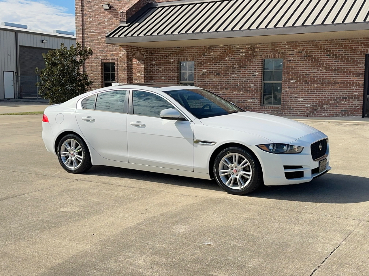 Jaguar XE 25t Premium 2018