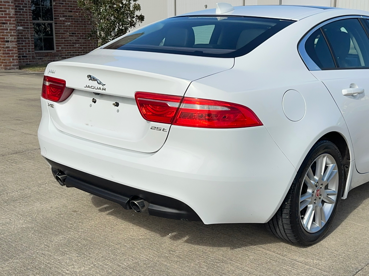 Jaguar XE 25t Premium 2018