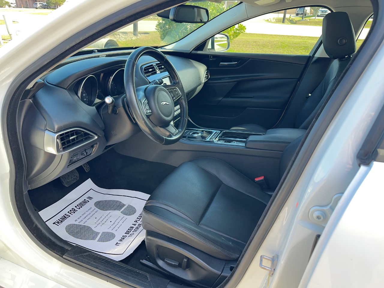 Jaguar XE 25t Premium 2018