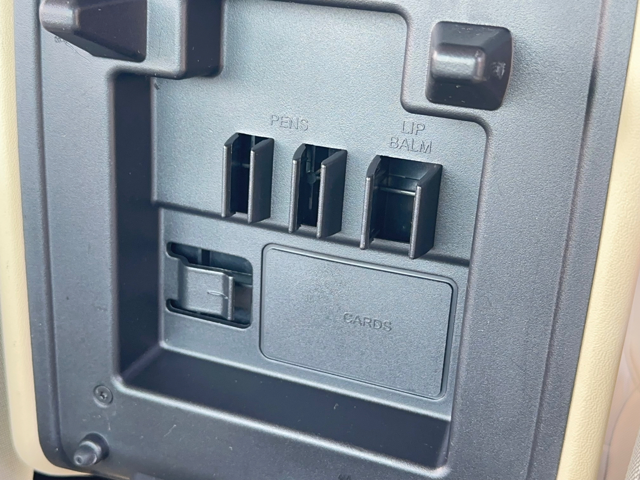 Ford Taurus SE FWD 2019