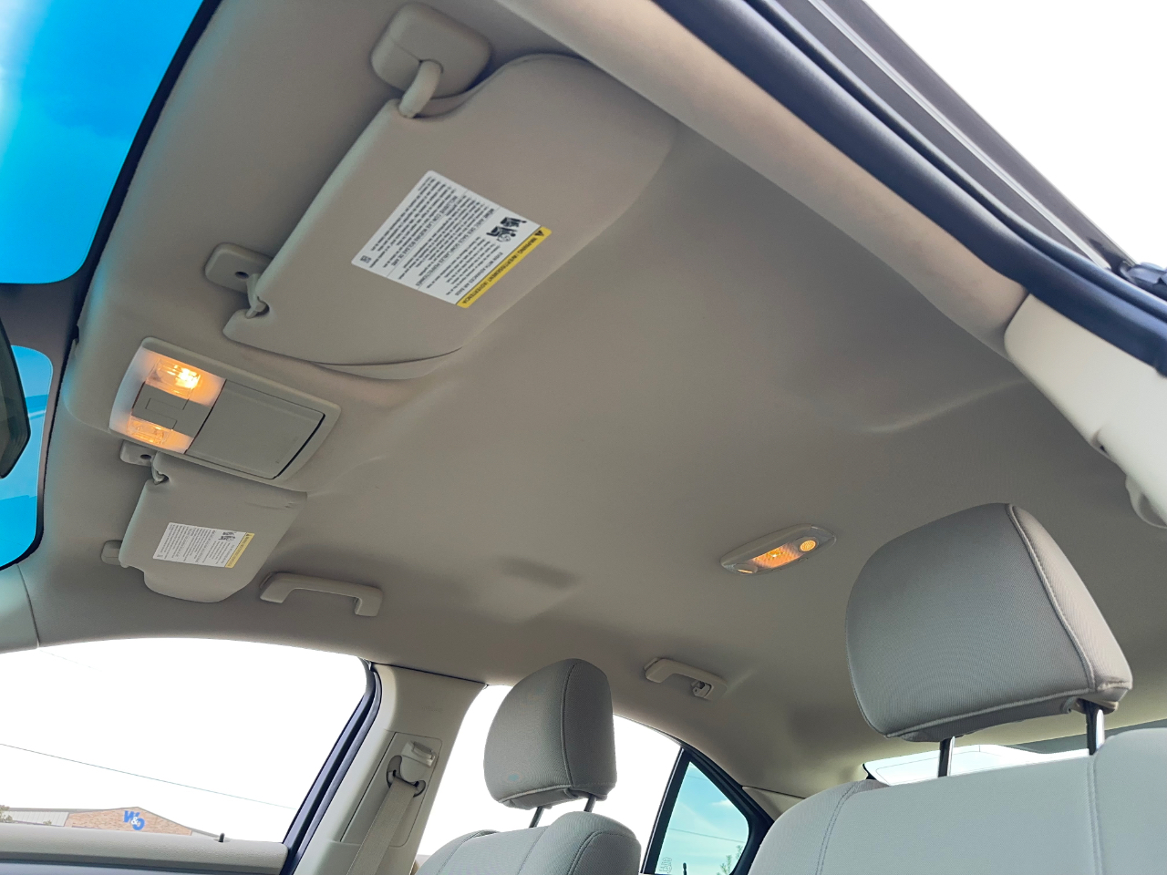 Ford Taurus SE FWD 2019