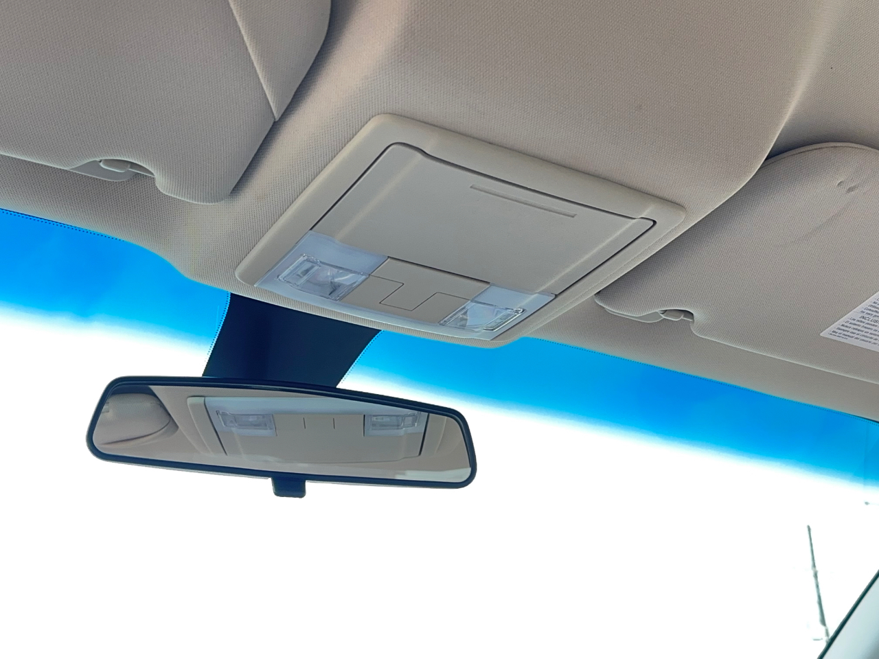 Ford Taurus SE FWD 2019