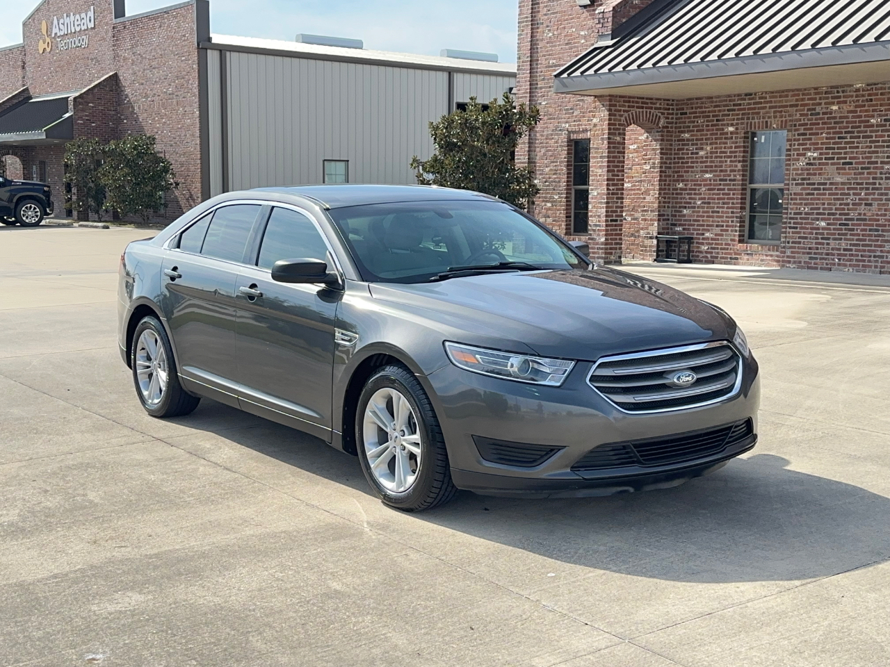2019 Ford Taurus SE FWD