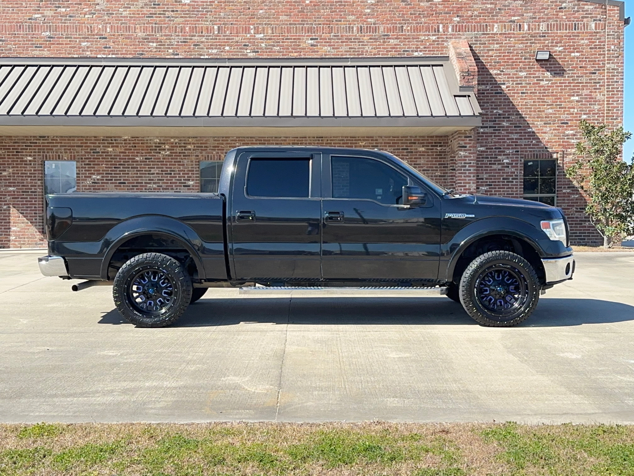 Ford F-150 Lariat SuperCrew 5.5-ft. Bed 4WD 2013