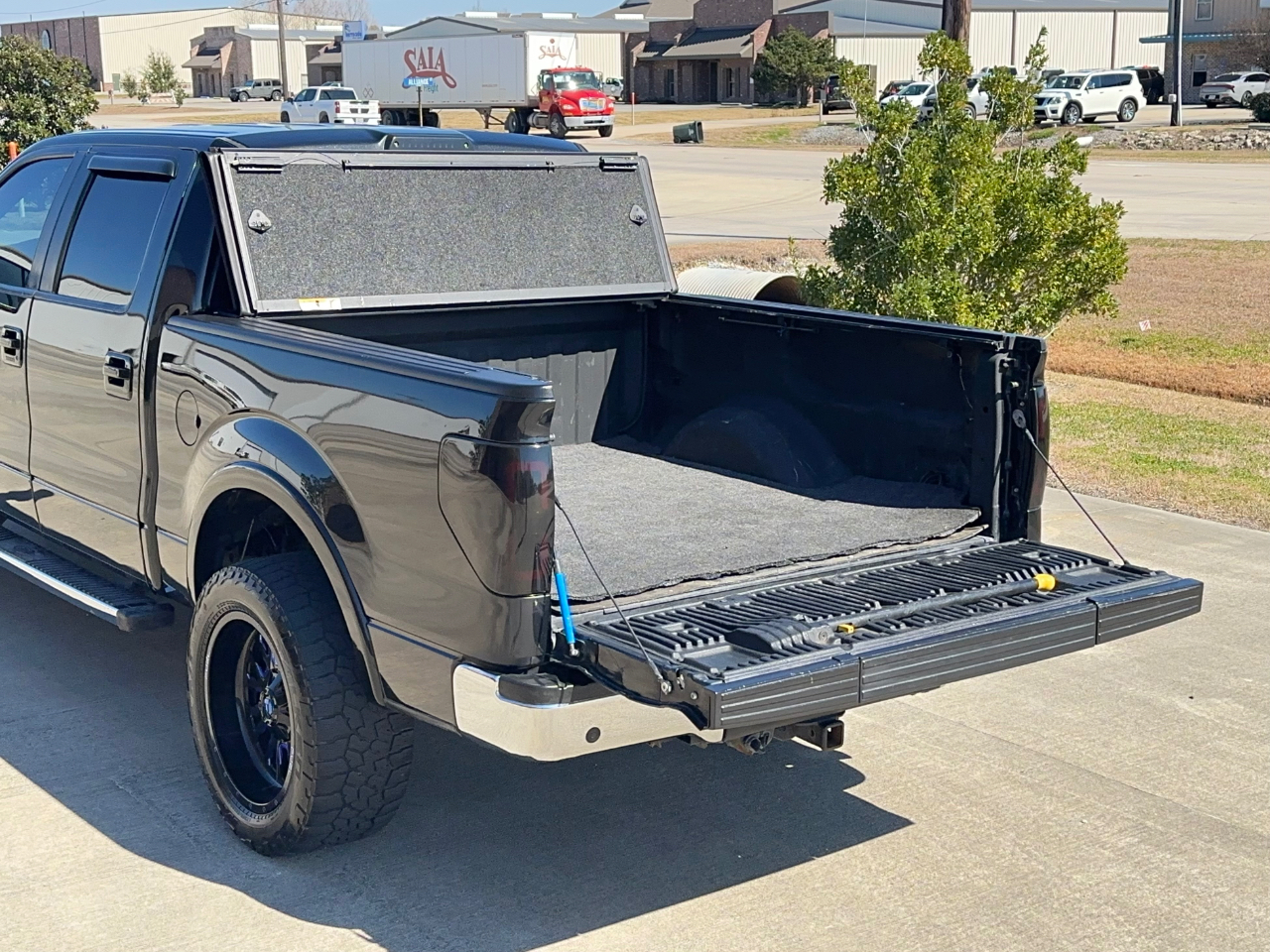 Ford F-150 Lariat SuperCrew 5.5-ft. Bed 4WD 2013