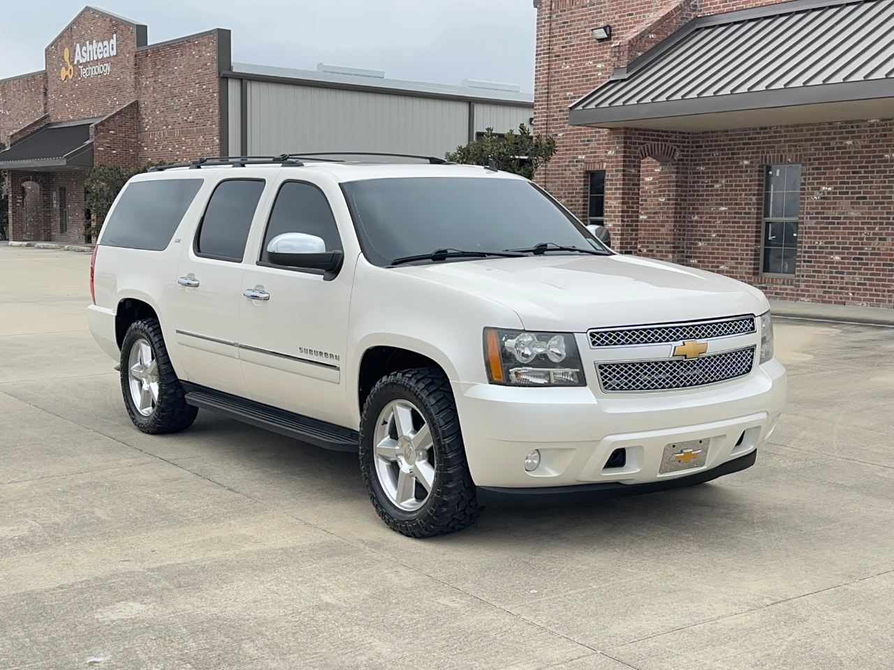 Chevrolet Suburban LTZ 1500 2WD 2012