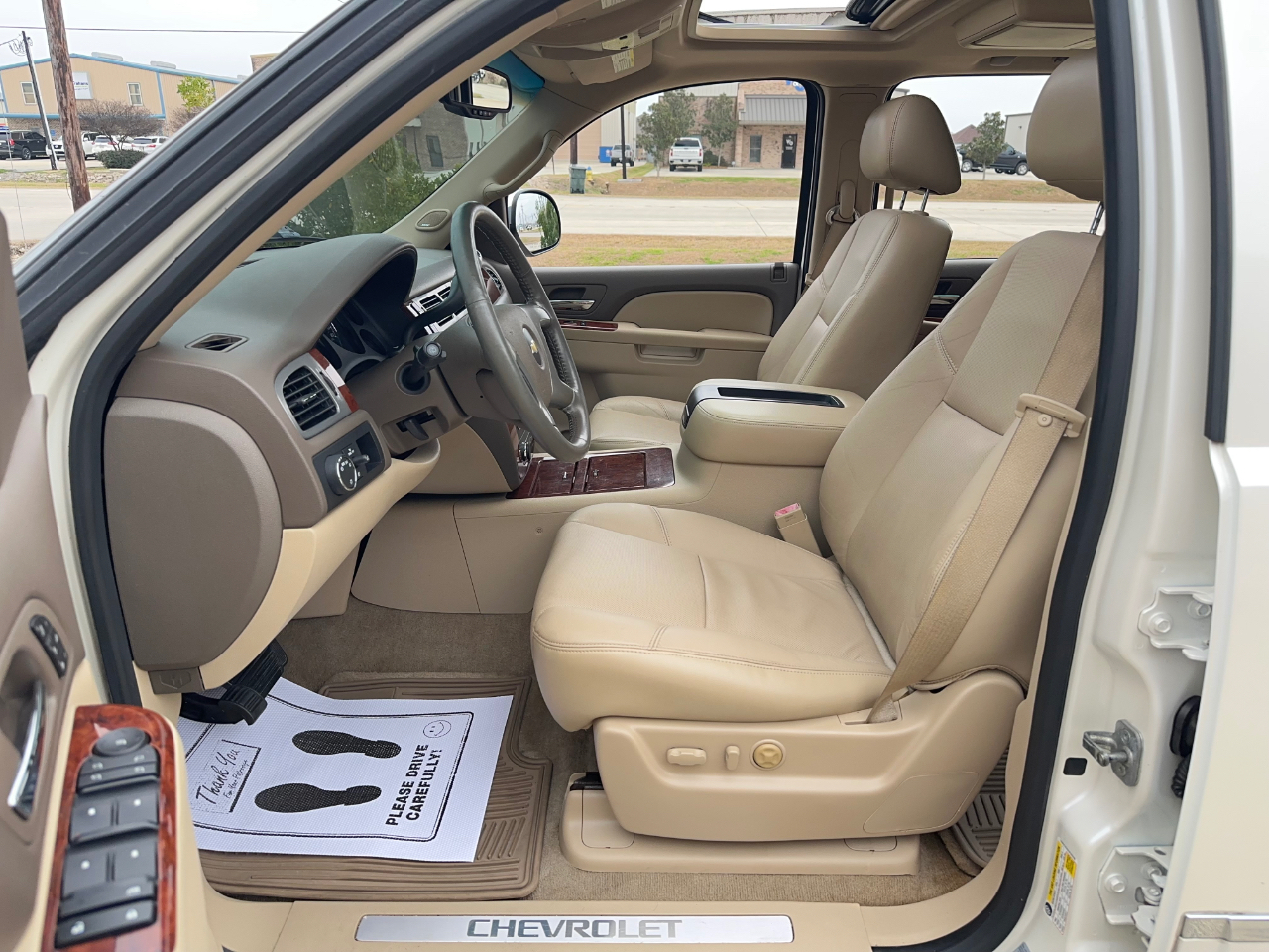 Chevrolet Suburban LTZ 1500 2WD 2012