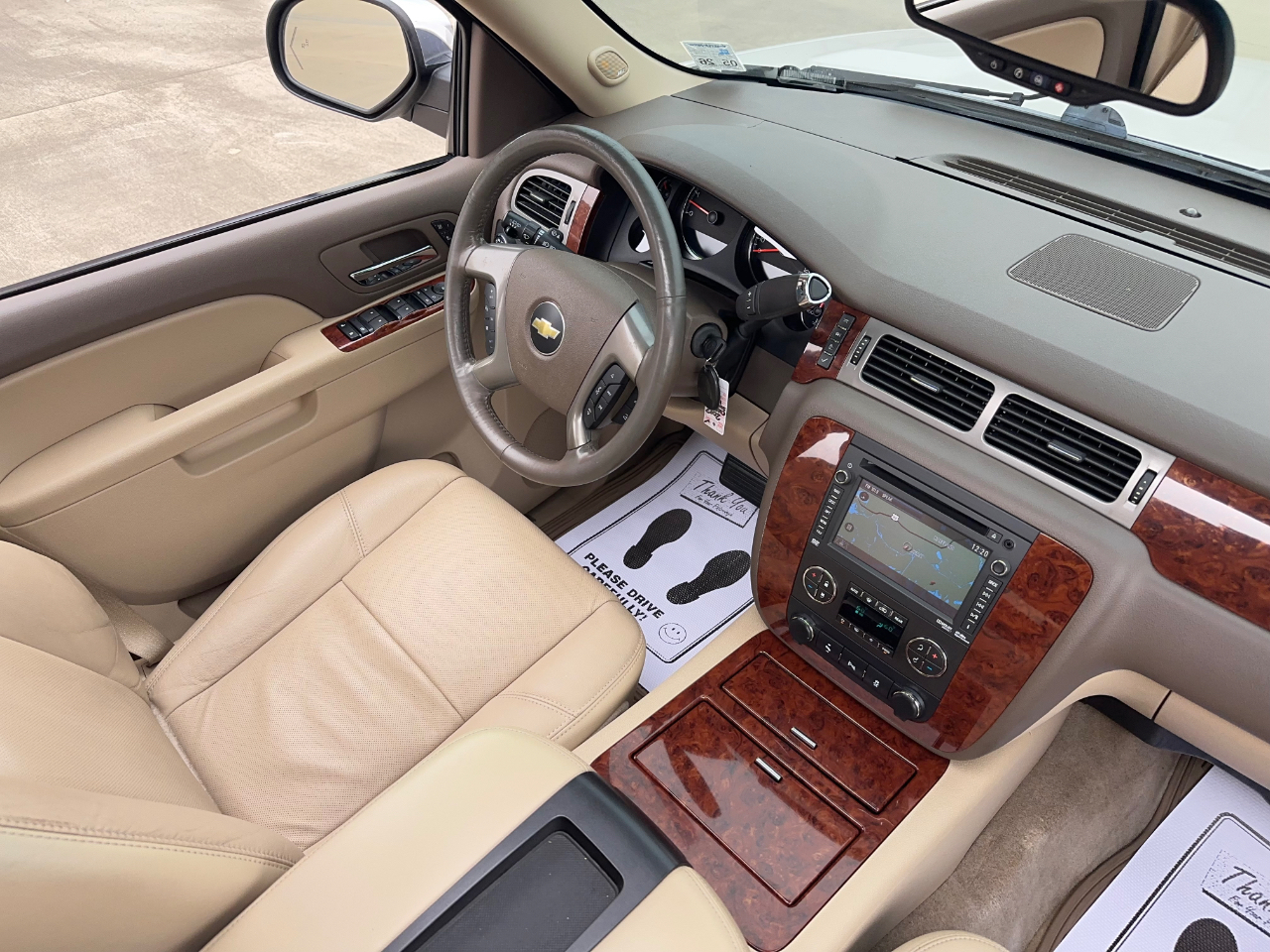 Chevrolet Suburban LTZ 1500 2WD 2012