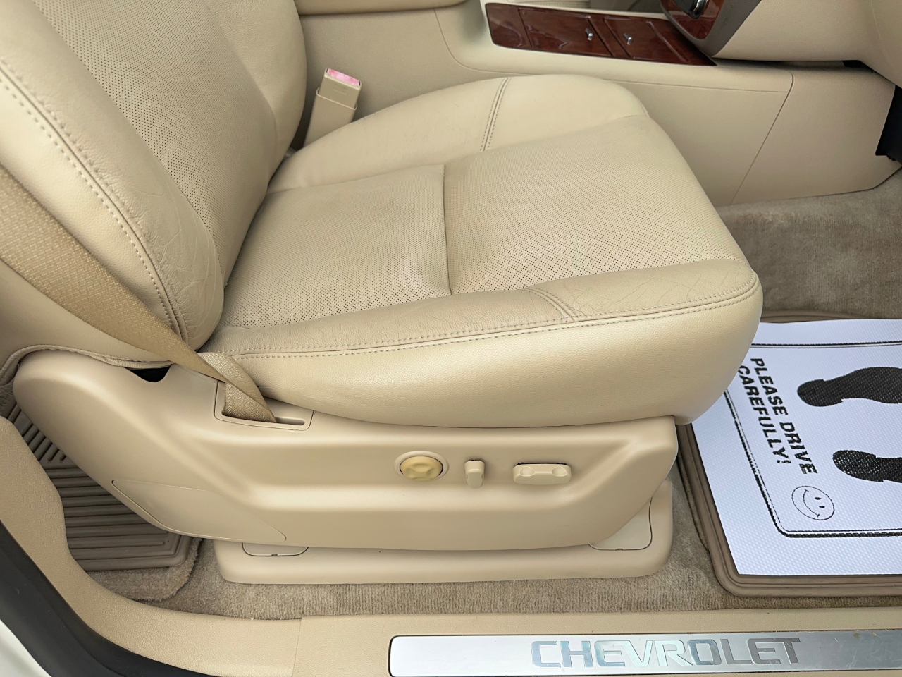 Chevrolet Suburban LTZ 1500 2WD 2012