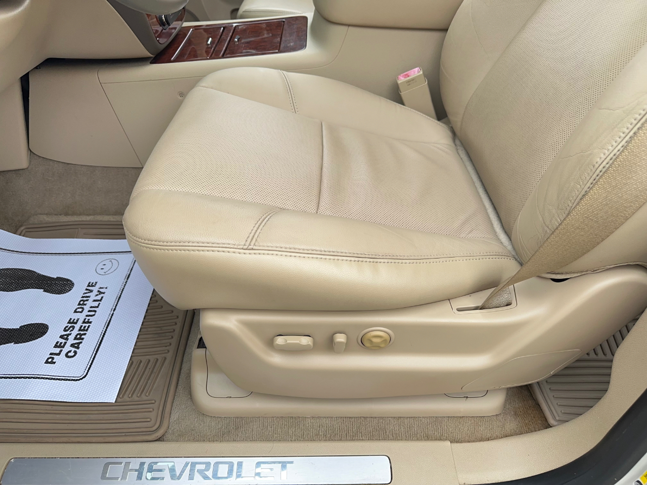 Chevrolet Suburban LTZ 1500 2WD 2012