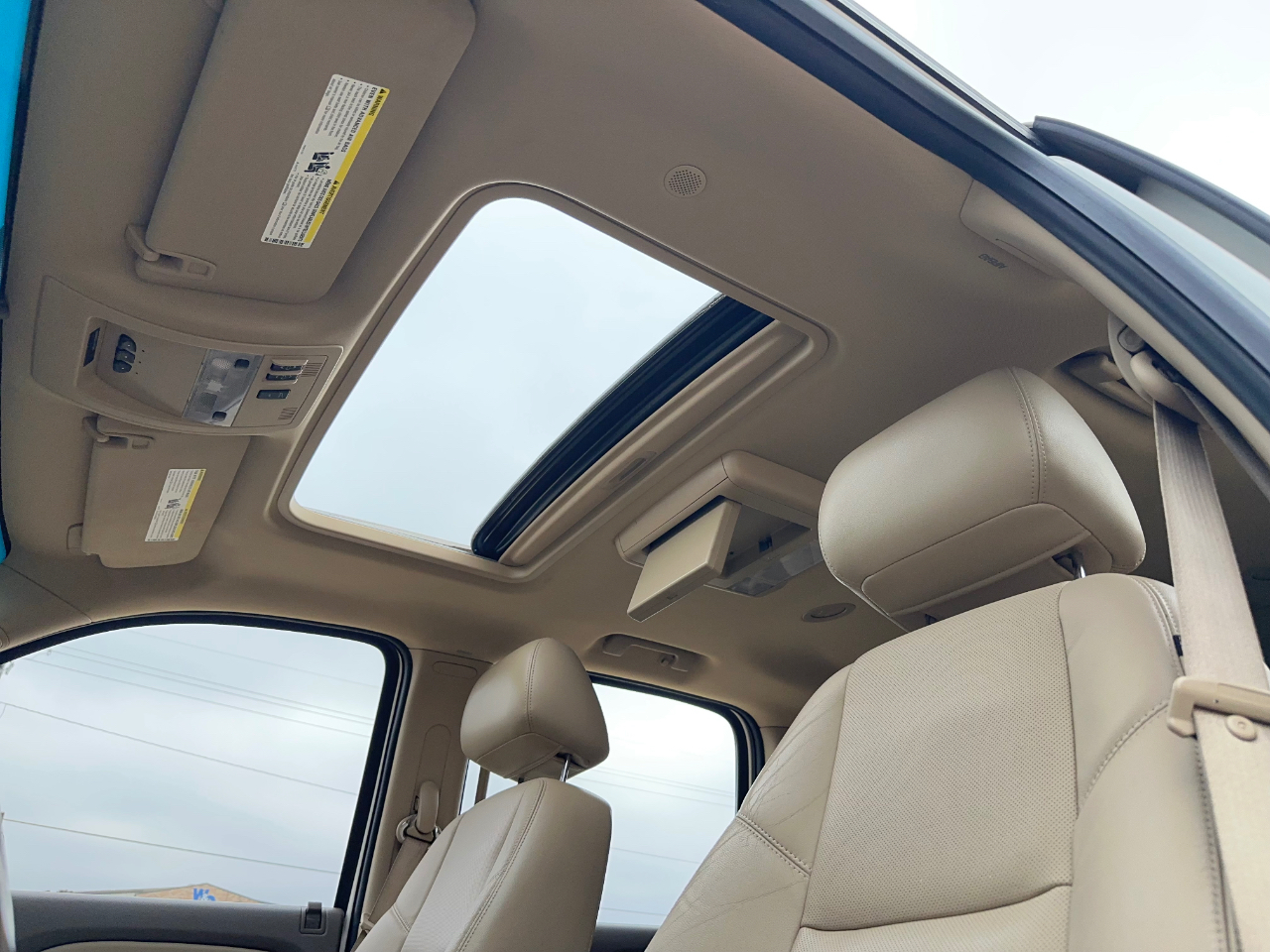 Chevrolet Suburban LTZ 1500 2WD 2012