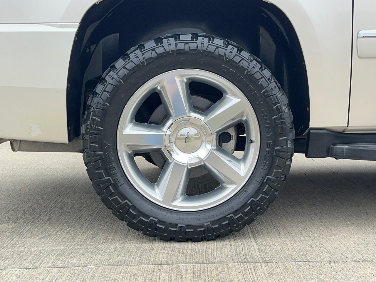 Chevrolet Suburban LTZ 1500 2WD 2012