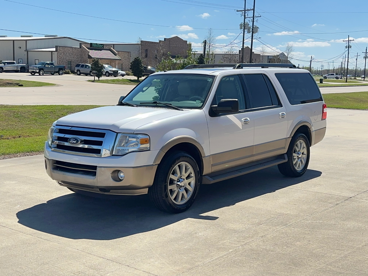 Ford Expedition EL XLT 2011