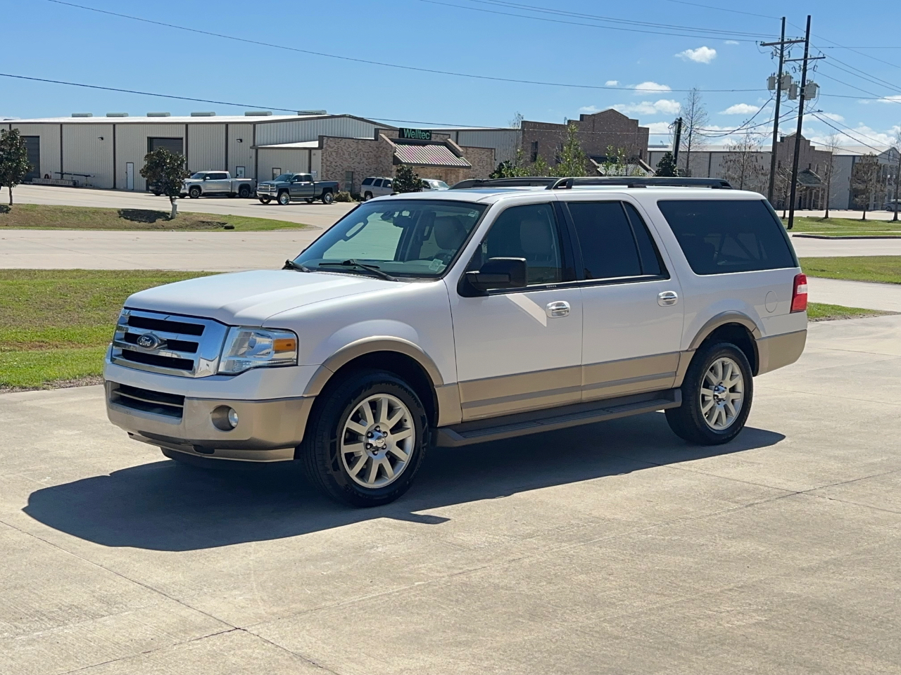 Ford Expedition EL XLT 2011