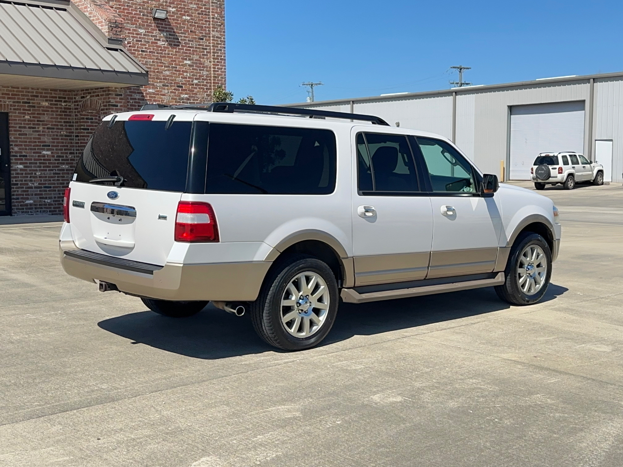 Ford Expedition EL XLT 2011