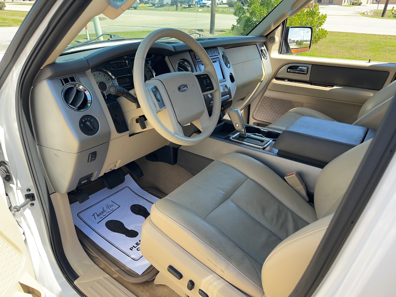 Ford Expedition EL XLT 2011