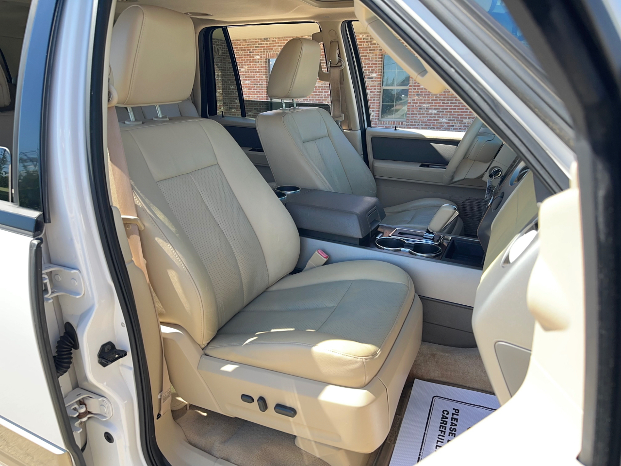 Ford Expedition EL XLT 2011