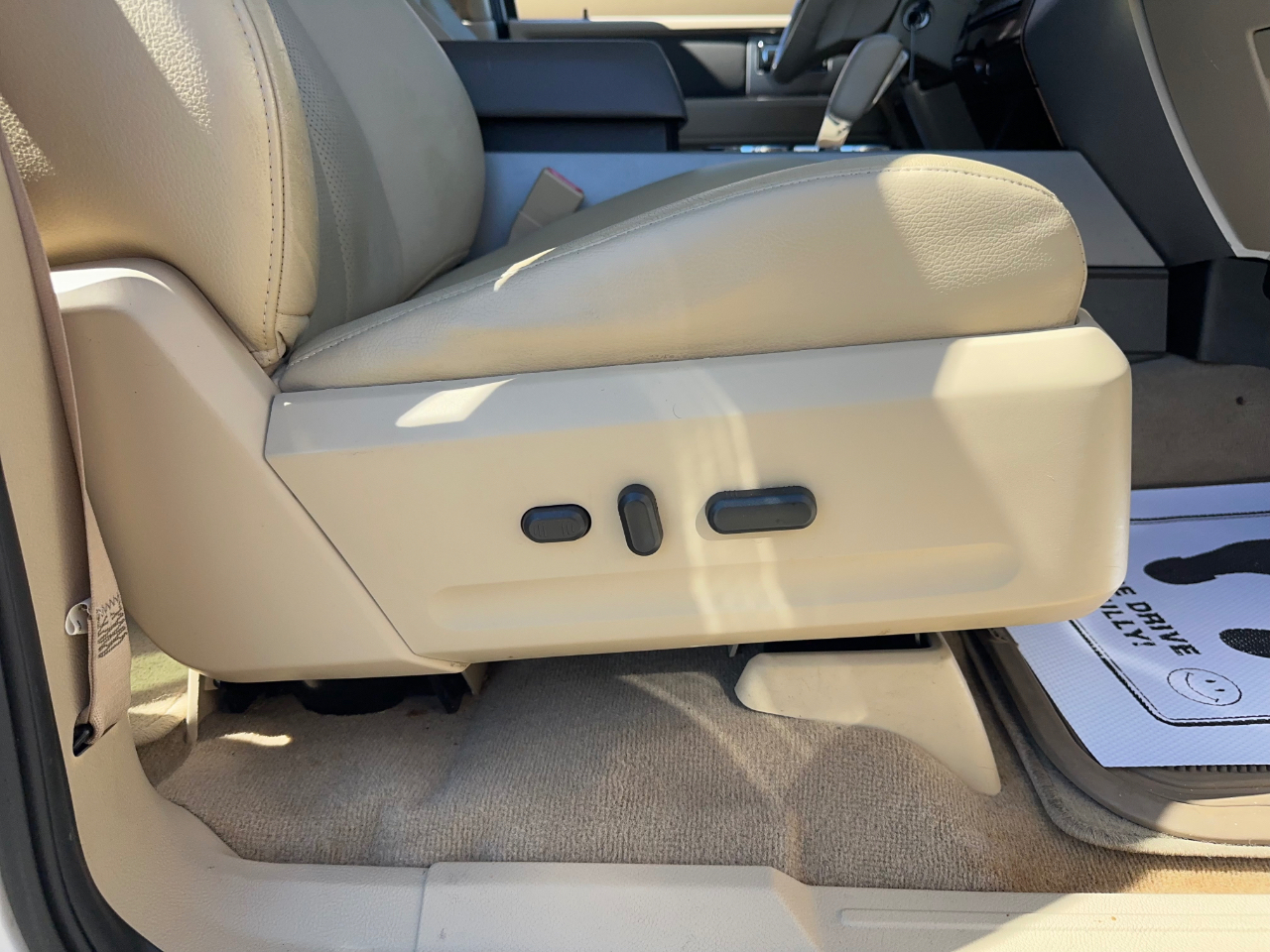 Ford Expedition EL XLT 2011