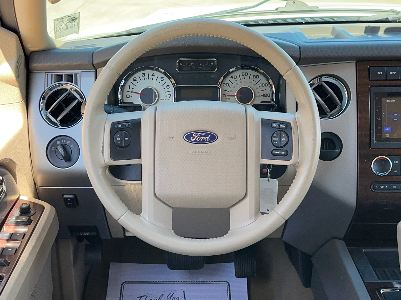 Ford Expedition EL XLT 2011