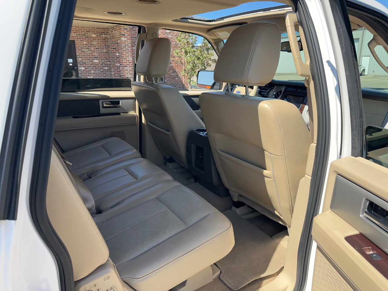 Ford Expedition EL XLT 2011