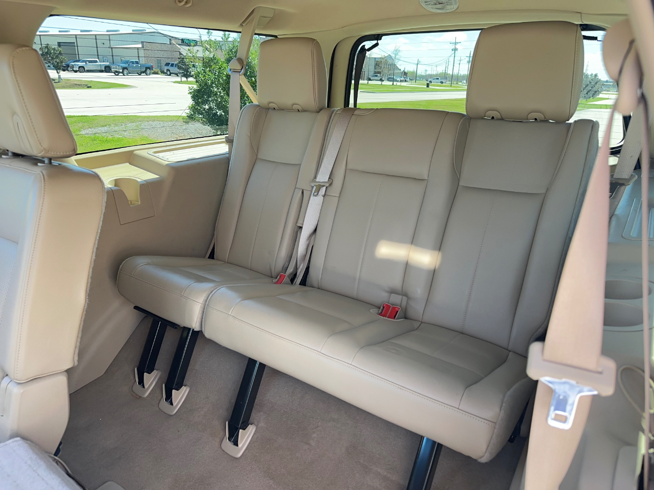 Ford Expedition EL XLT 2011