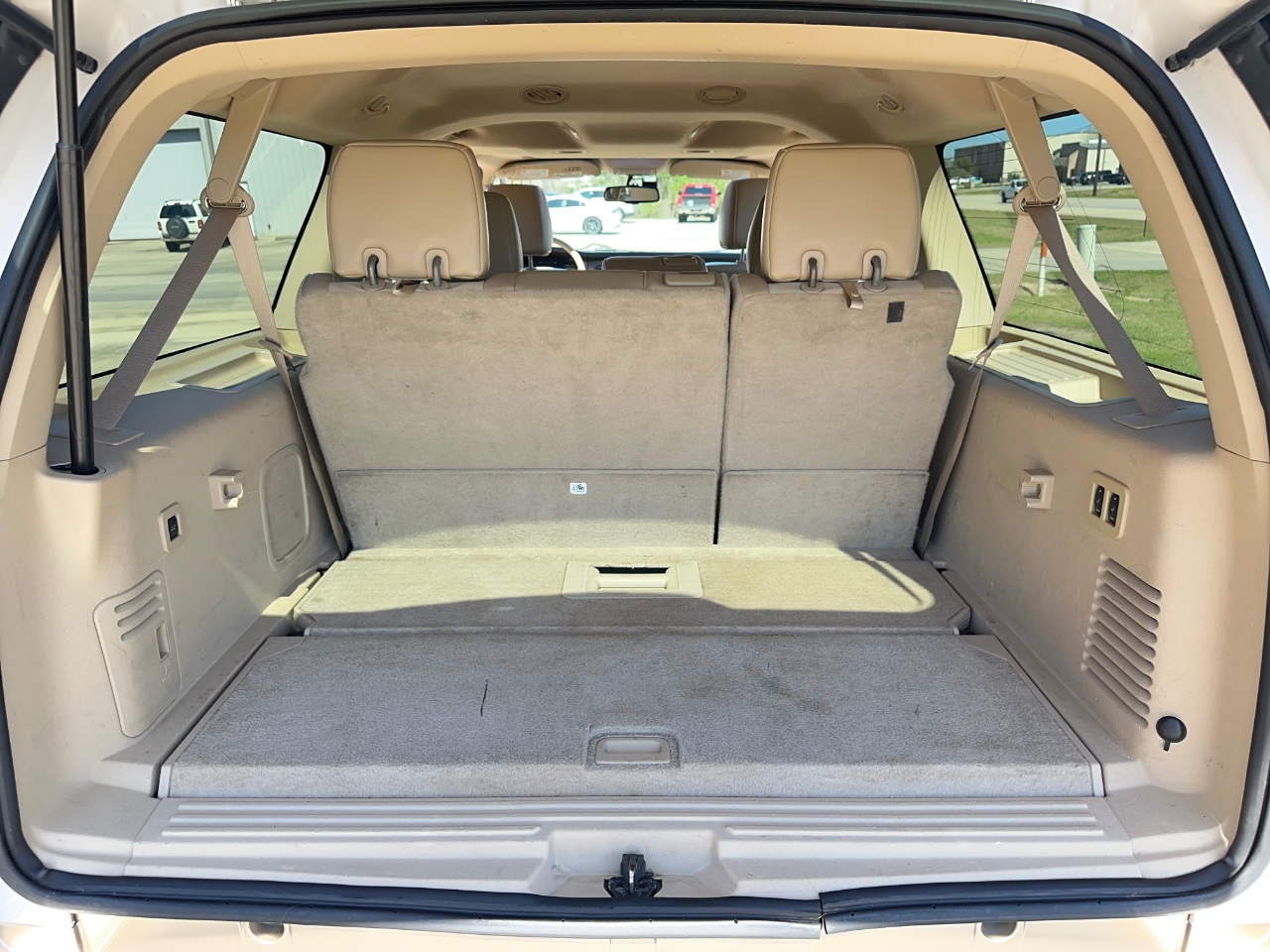 Ford Expedition EL XLT 2011