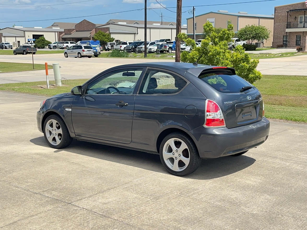 Hyundai Accent SE 3-Door 2009