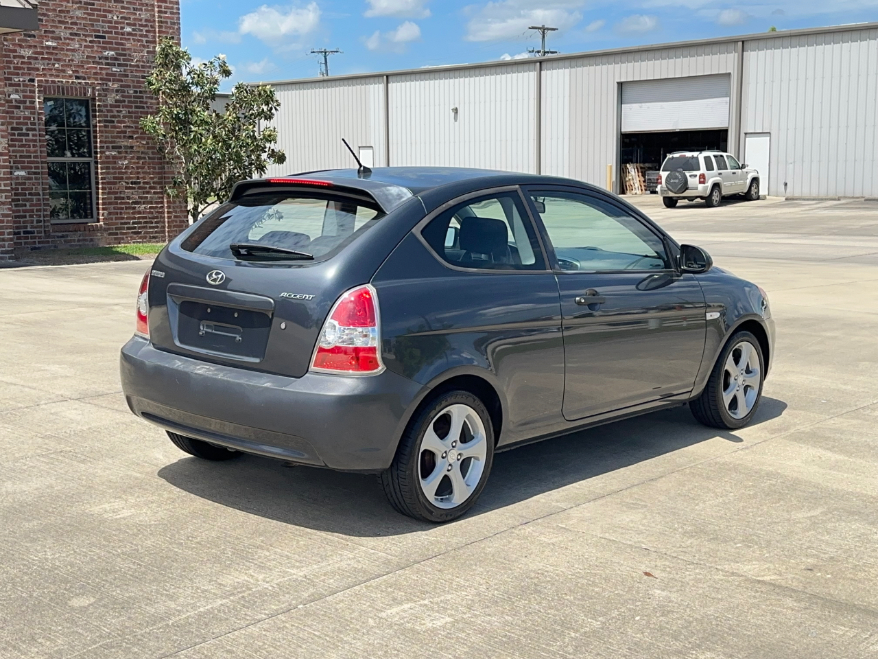 Hyundai Accent SE 3-Door 2009