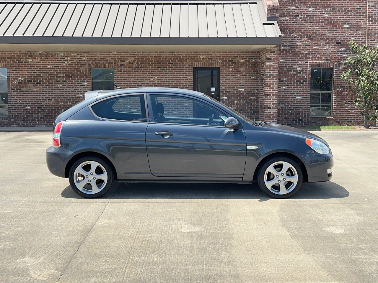 Hyundai Accent SE 3-Door 2009