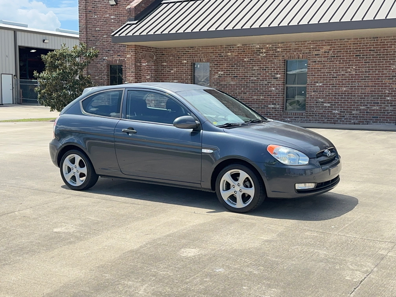 Hyundai Accent SE 3-Door 2009