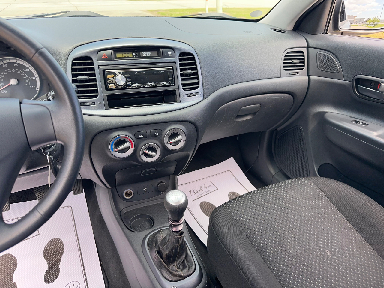 Hyundai Accent SE 3-Door 2009