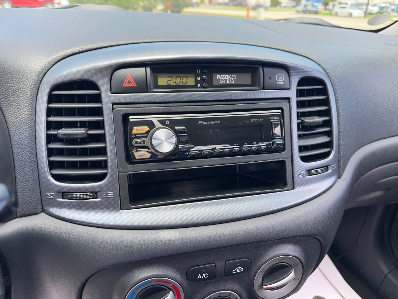 Hyundai Accent SE 3-Door 2009